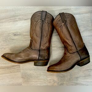 Frye Billy Pull On Western Boot with deco stitch